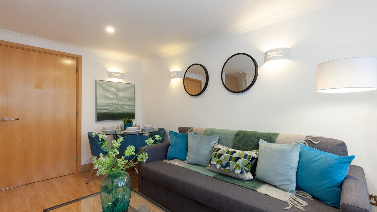 Photo of Livingroom in Oxford City Centre