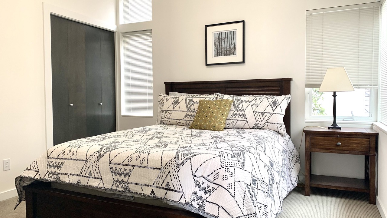 Photo of Bedroom in University District