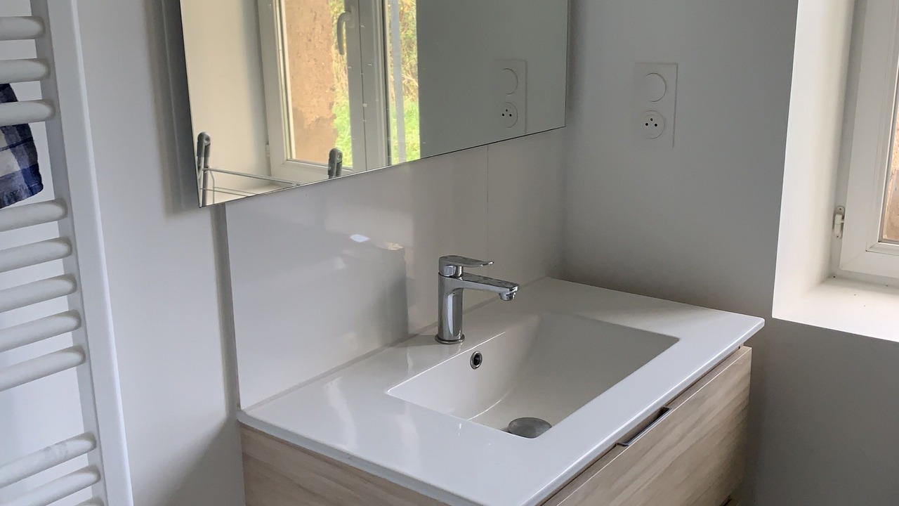 Photo of Bathroom in Becon-les-Granits