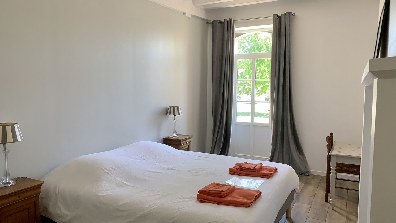 Photo of Bedroom in Becon-les-Granits