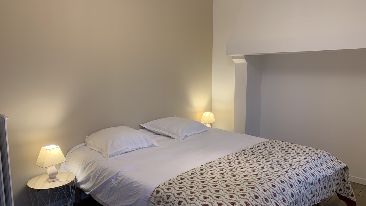 Photo of Bedroom in Becon-les-Granits