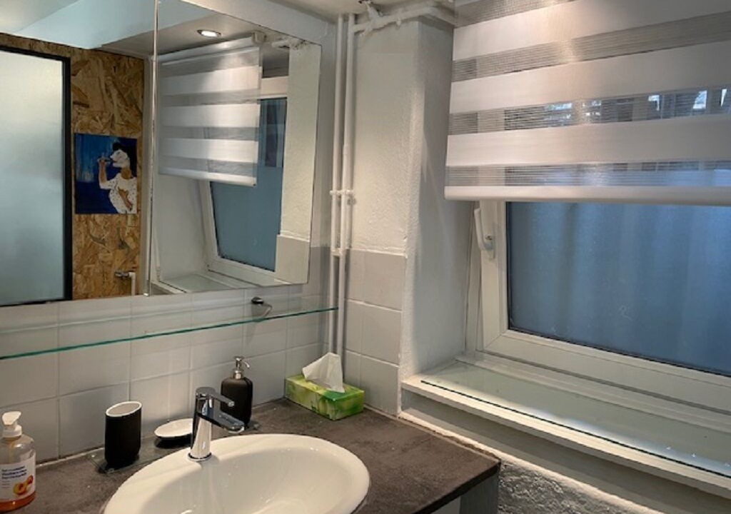 Photo of Bathroom in Contades