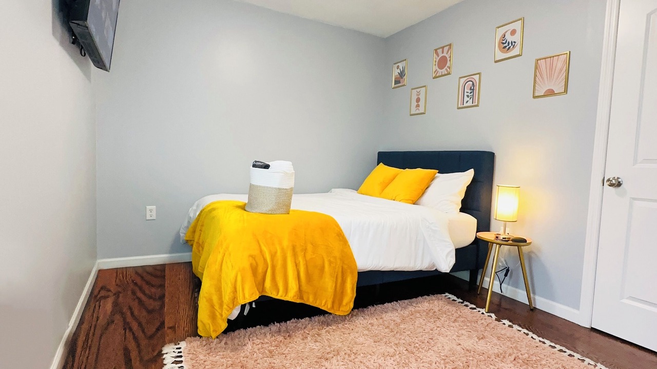 Photo of Others in Elizabeth