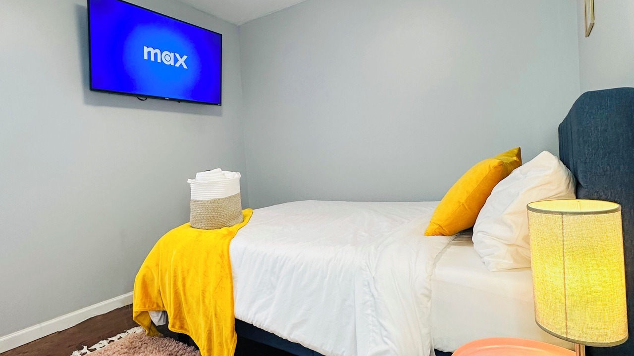 Photo of Others in Elizabeth