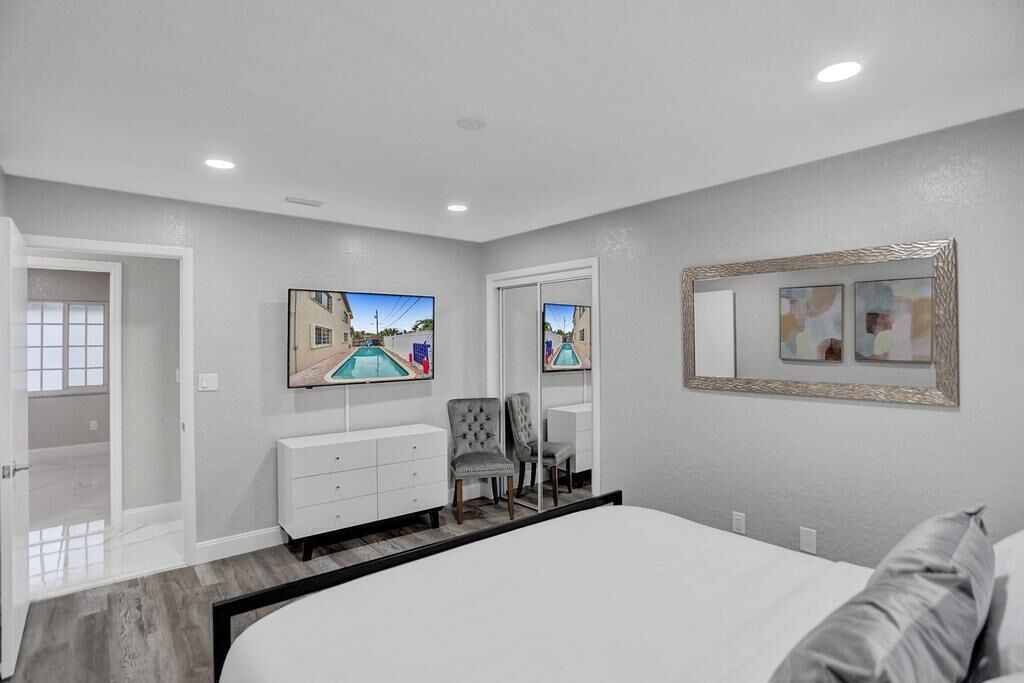 Photo of Bedroom in Deerfield Beach