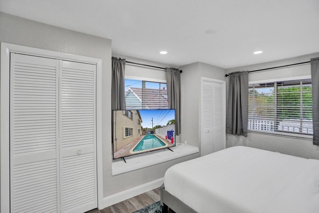 Photo of Bedroom in Deerfield Beach