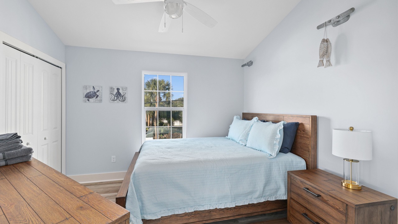 Photo of Bedroom in Butler Beach