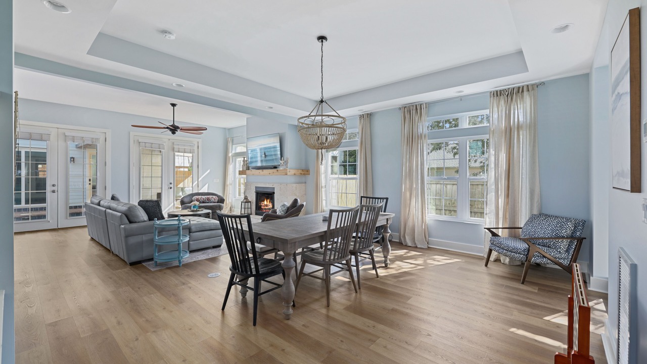 Photo of Livingroom in Butler Beach