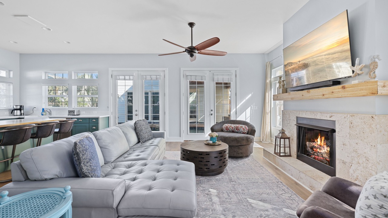 Photo of Livingroom in Butler Beach