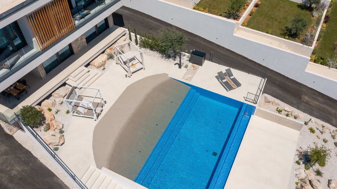Photo of Outdoor in Jezera