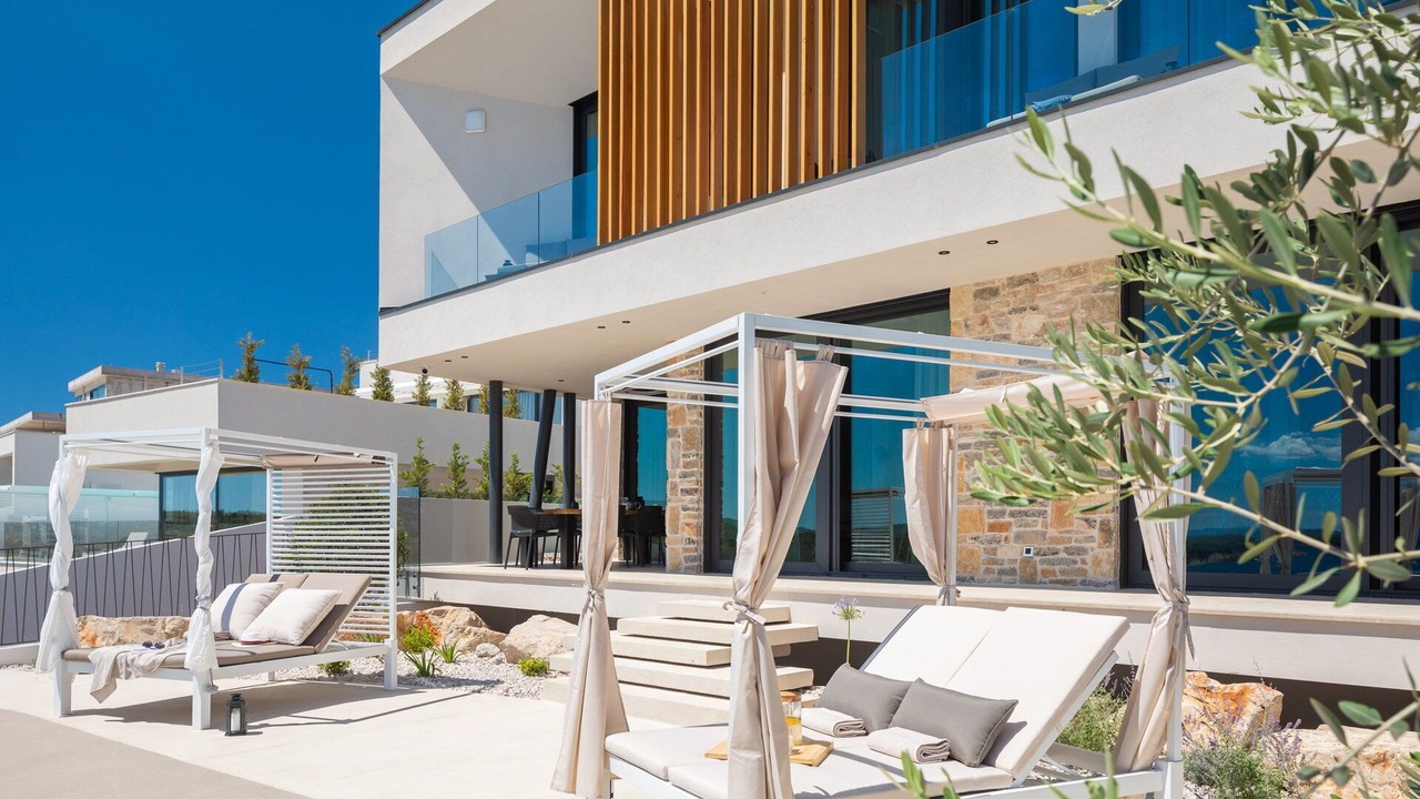 Photo of Patio Balcony in Jezera
