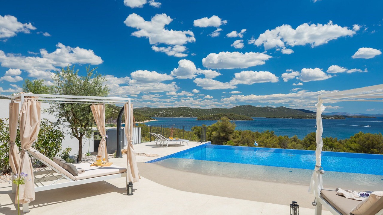 Photo of Outdoor in Jezera