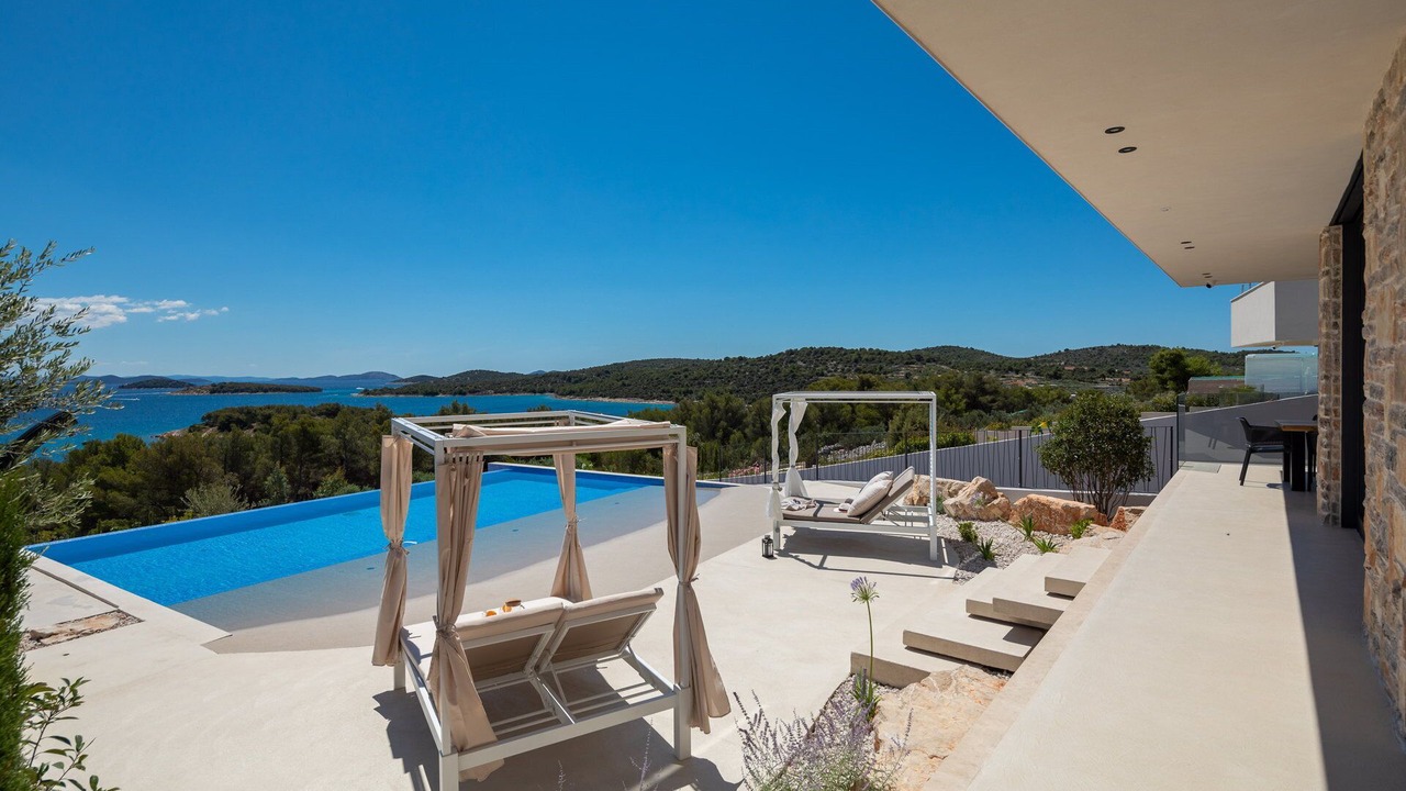 Photo of Outdoor in Jezera