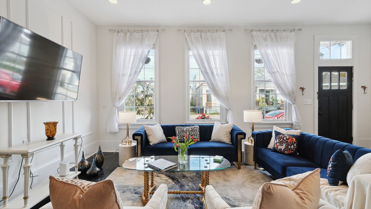 Photo of Livingroom in West Riverside