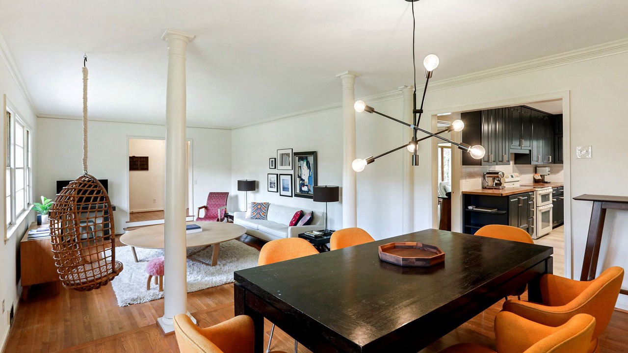 Photo of Bedroom in Morningside-Lenox Park