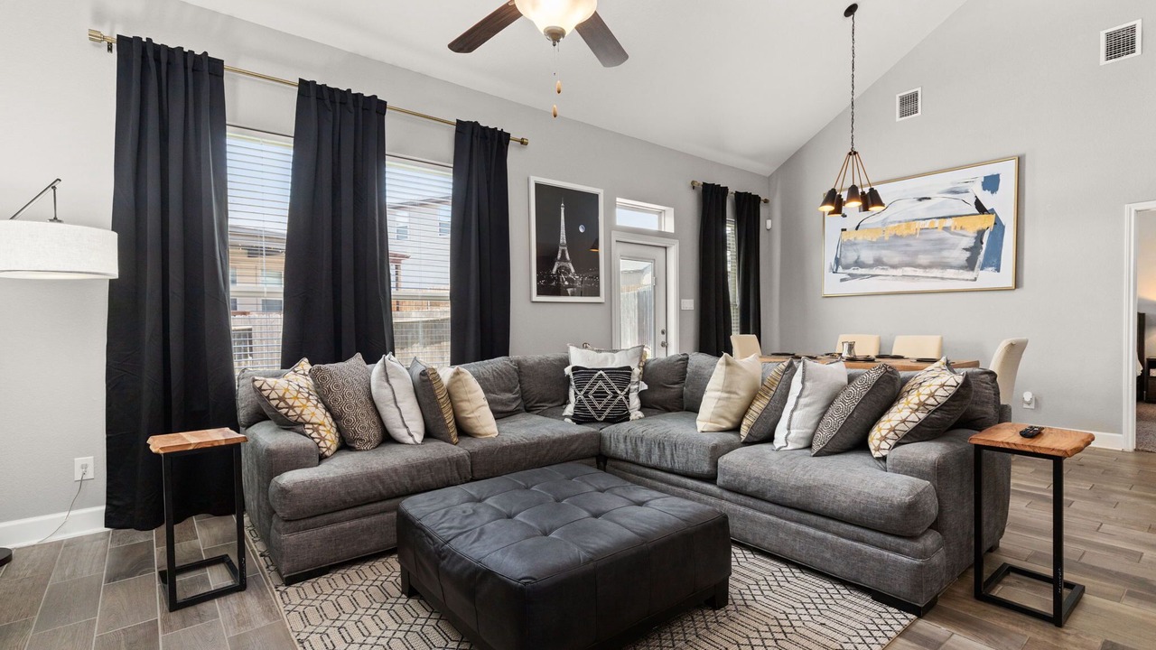 Photo of Livingroom in Timberwood Park