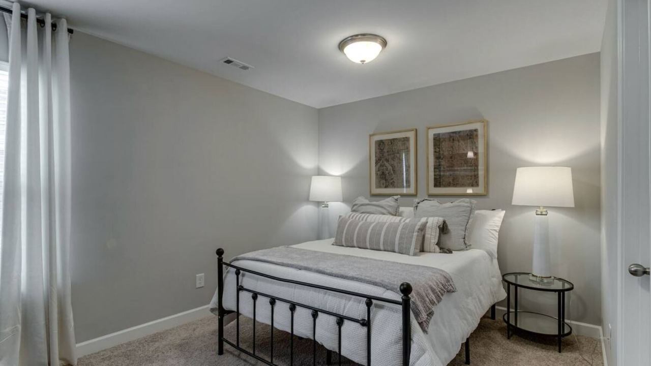 Photo of Bedroom in Tullahoma