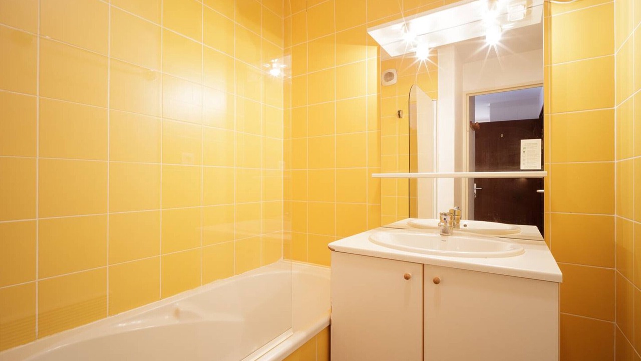 Photo of Bathroom in Germ