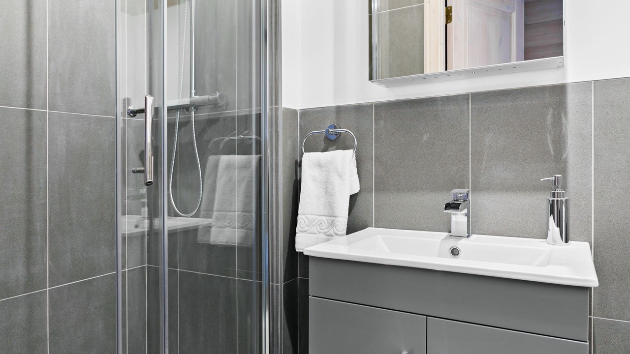 Photo of Bathroom in Newton Saint Cyres