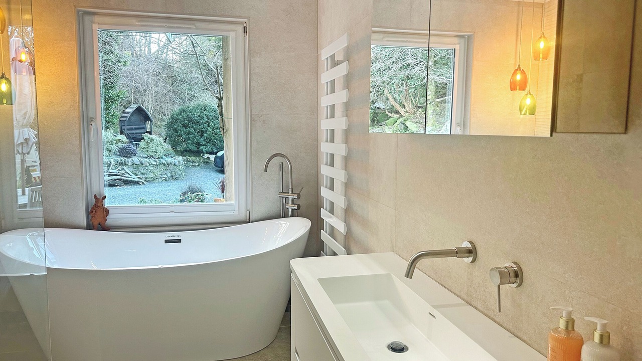 Photo of Bathroom in Colintraive