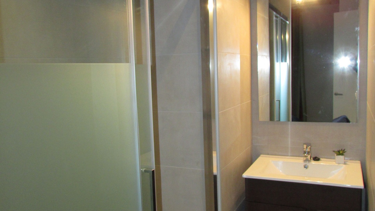 Photo of Bathroom in Port-Vendres