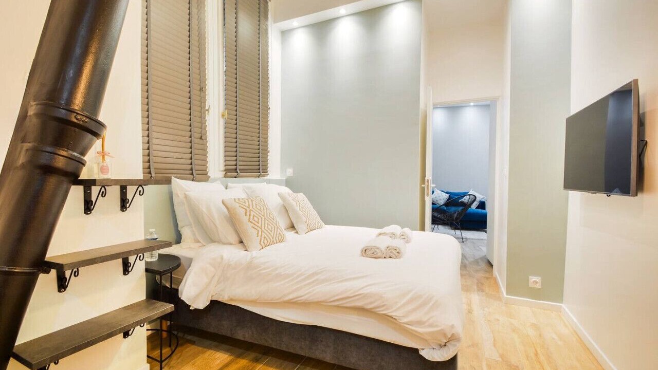 Photo of Bedroom in Quartier du Faubourg-Montmartre