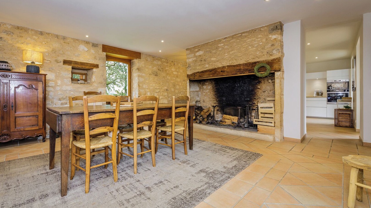 Photo of Others in Cales