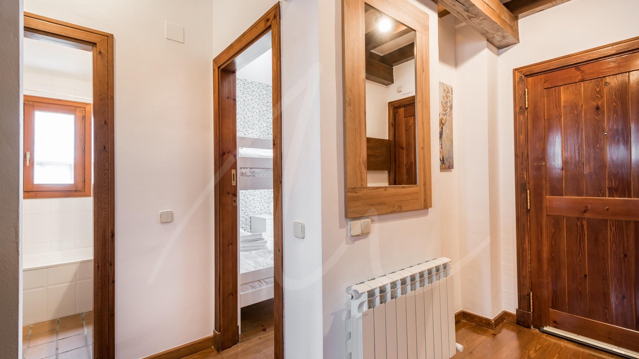 Photo of Bathroom in Beret