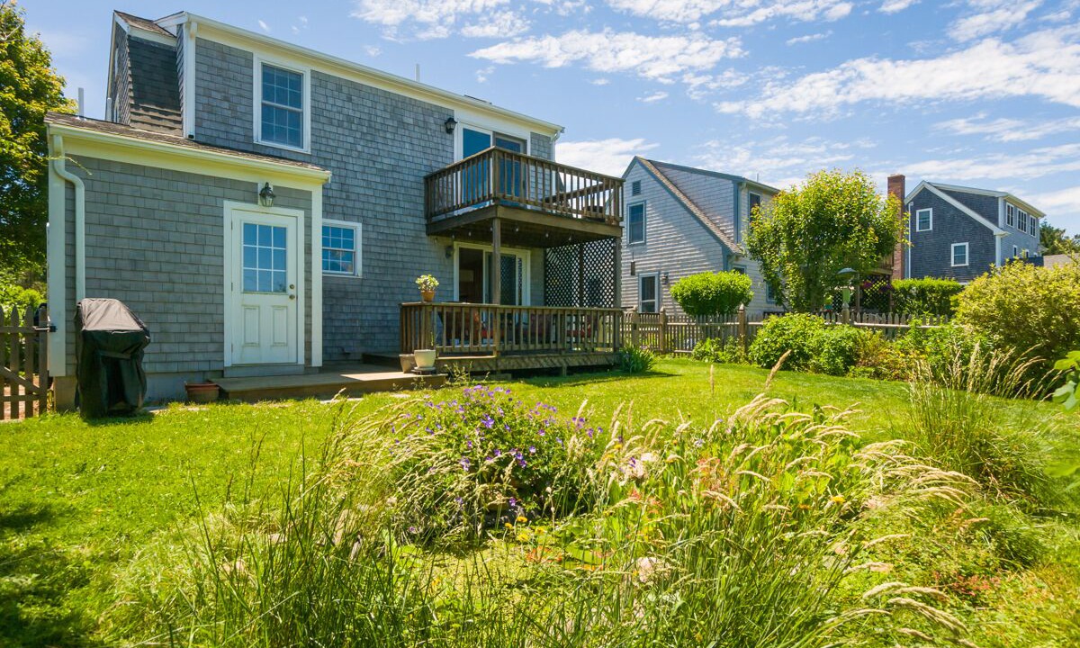 Photo of Others in Sandwich