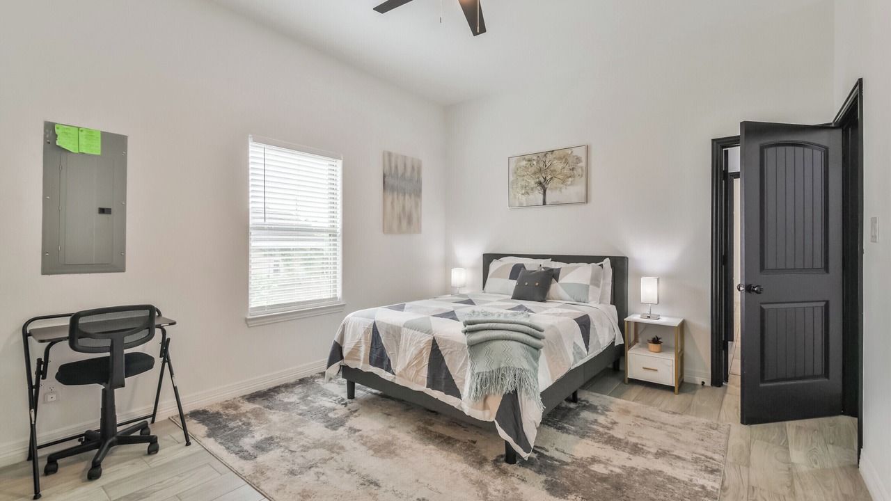 Photo of Bedroom in Northside