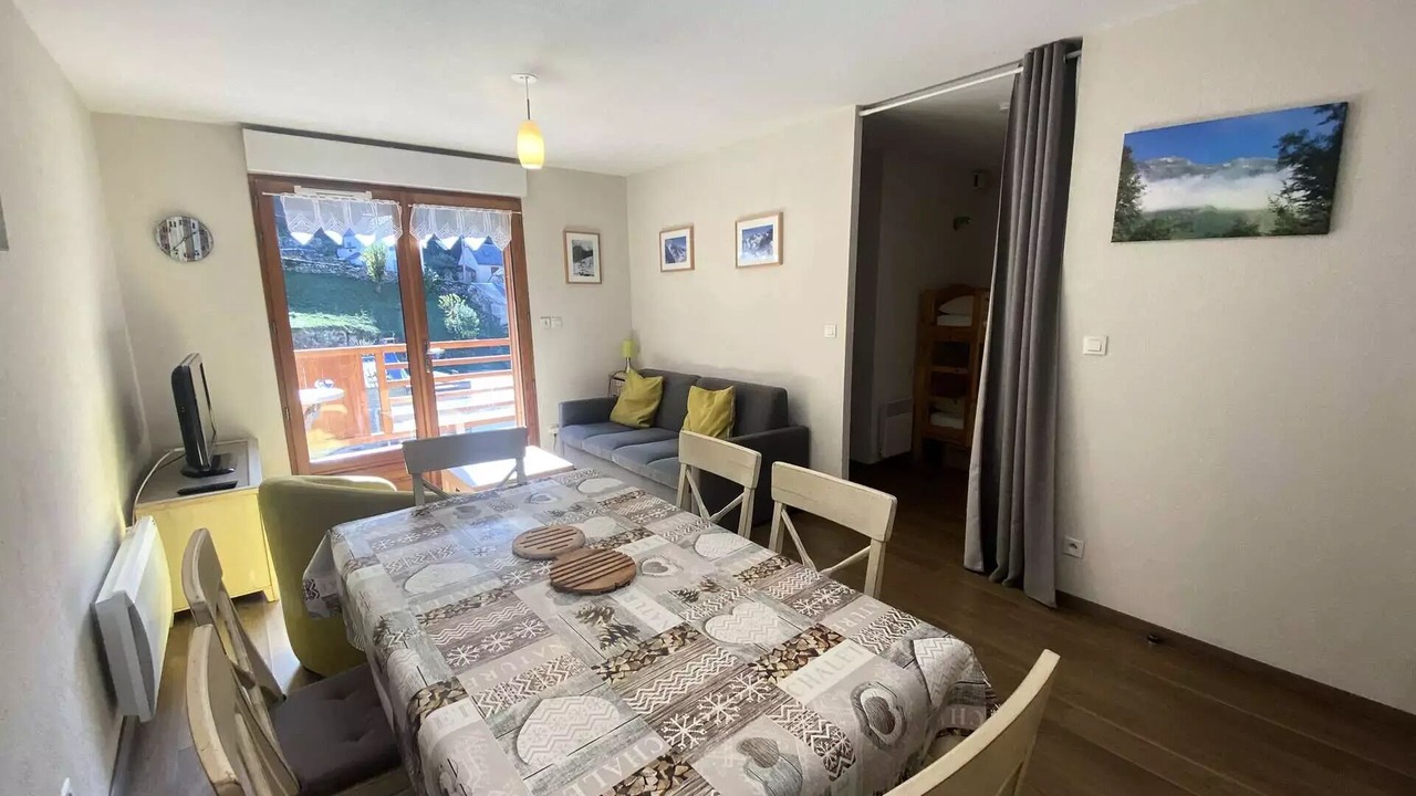 Photo of Livingroom in Sers