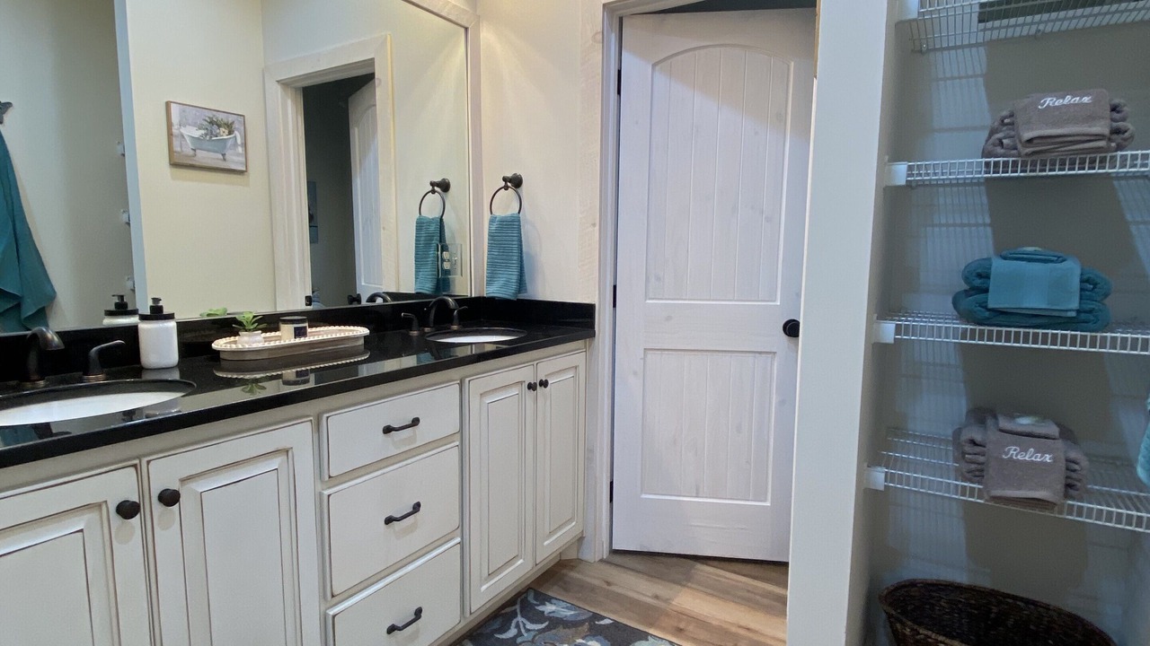 Photo of Bathroom in Ellijay