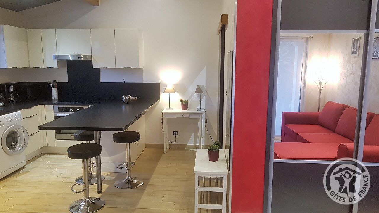 Photo of Others in Communay