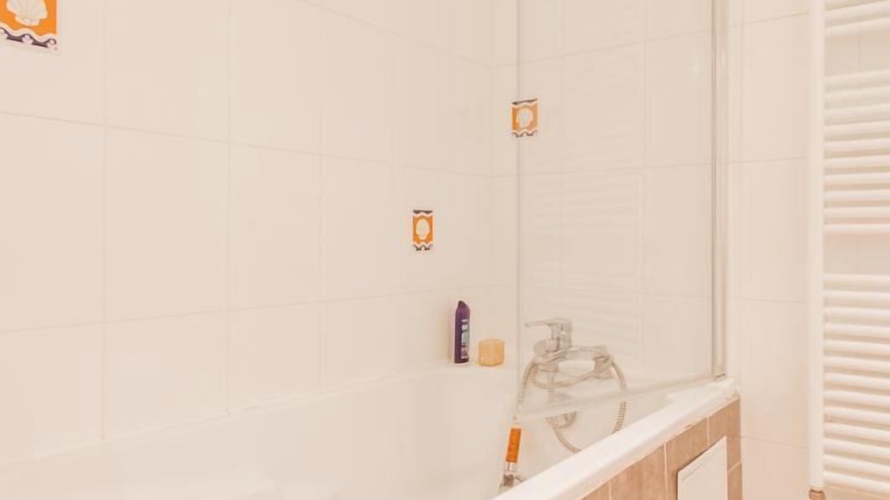 Photo of Bathroom in Autun