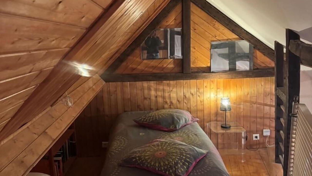 Photo of Bedroom in Autun