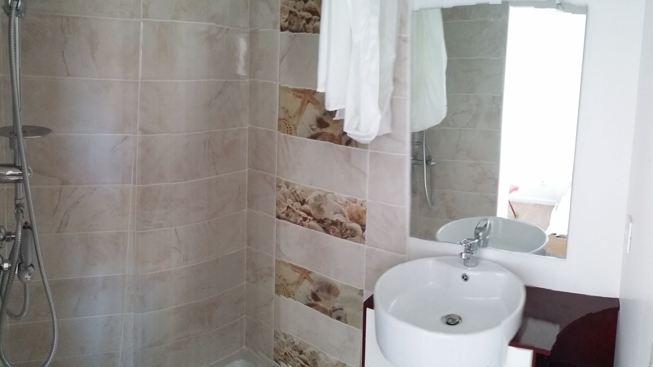 Photo of Bathroom in Cerbere