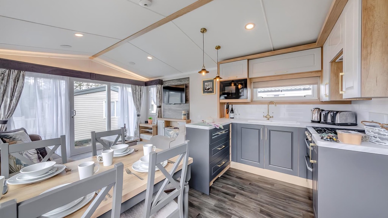 Photo of Others in Waren Mill