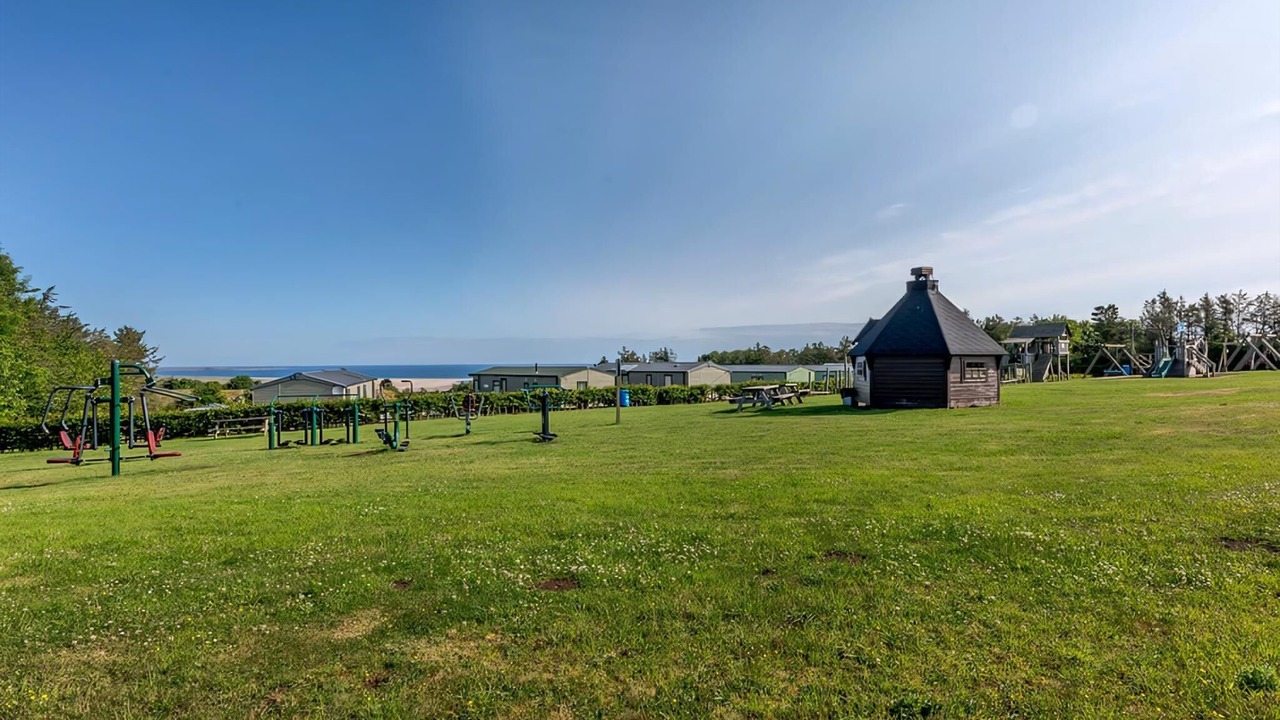 Photo of Others in Waren Mill