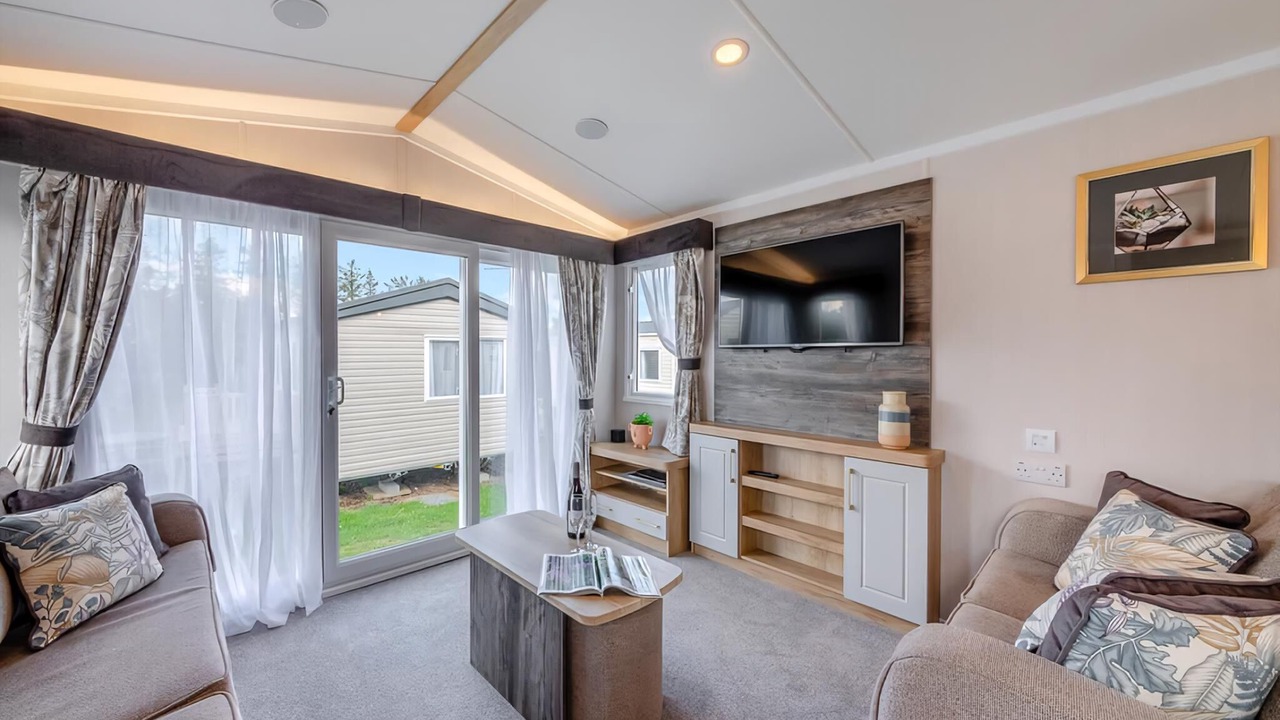 Photo of Others in Waren Mill