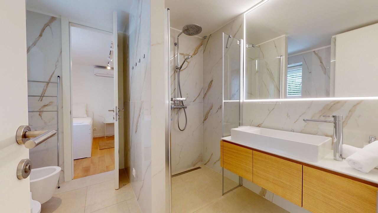 Photo of Bathroom in Komiza