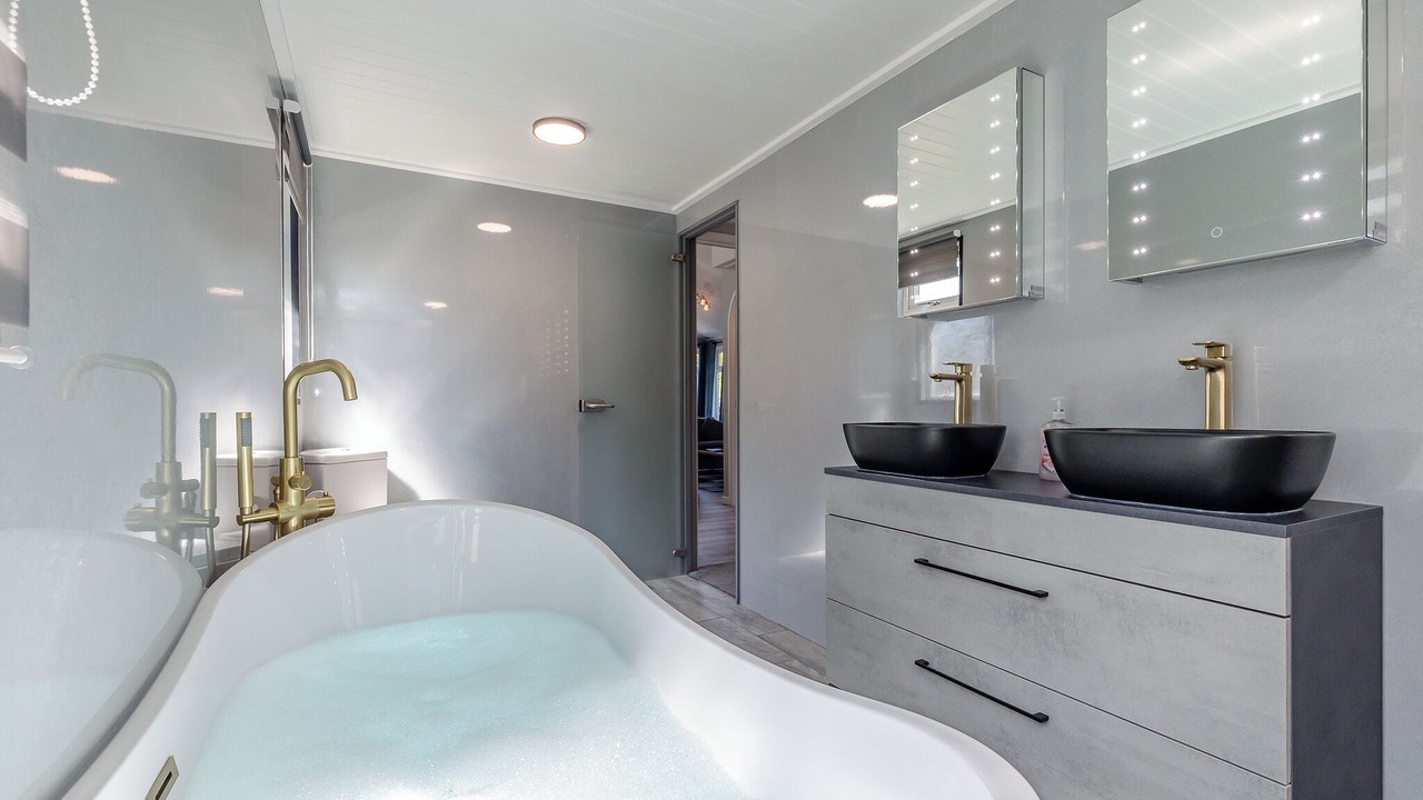 Photo of Others in Longnor