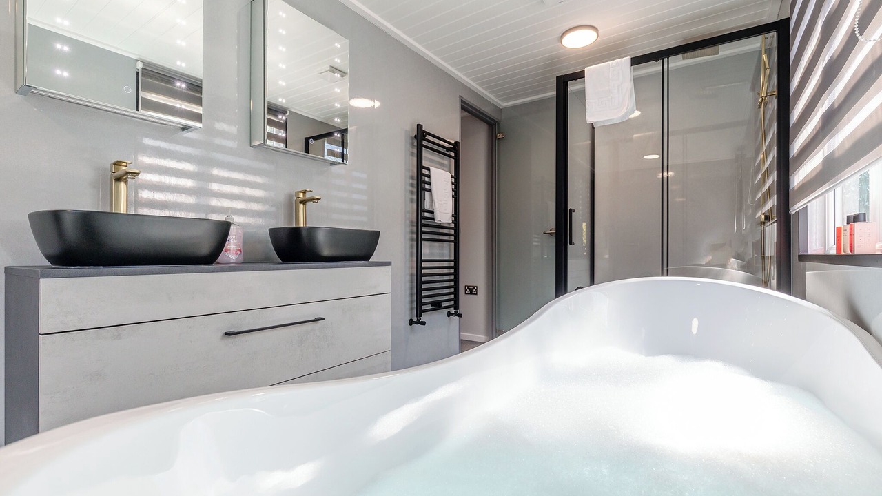 Photo of Others in Longnor