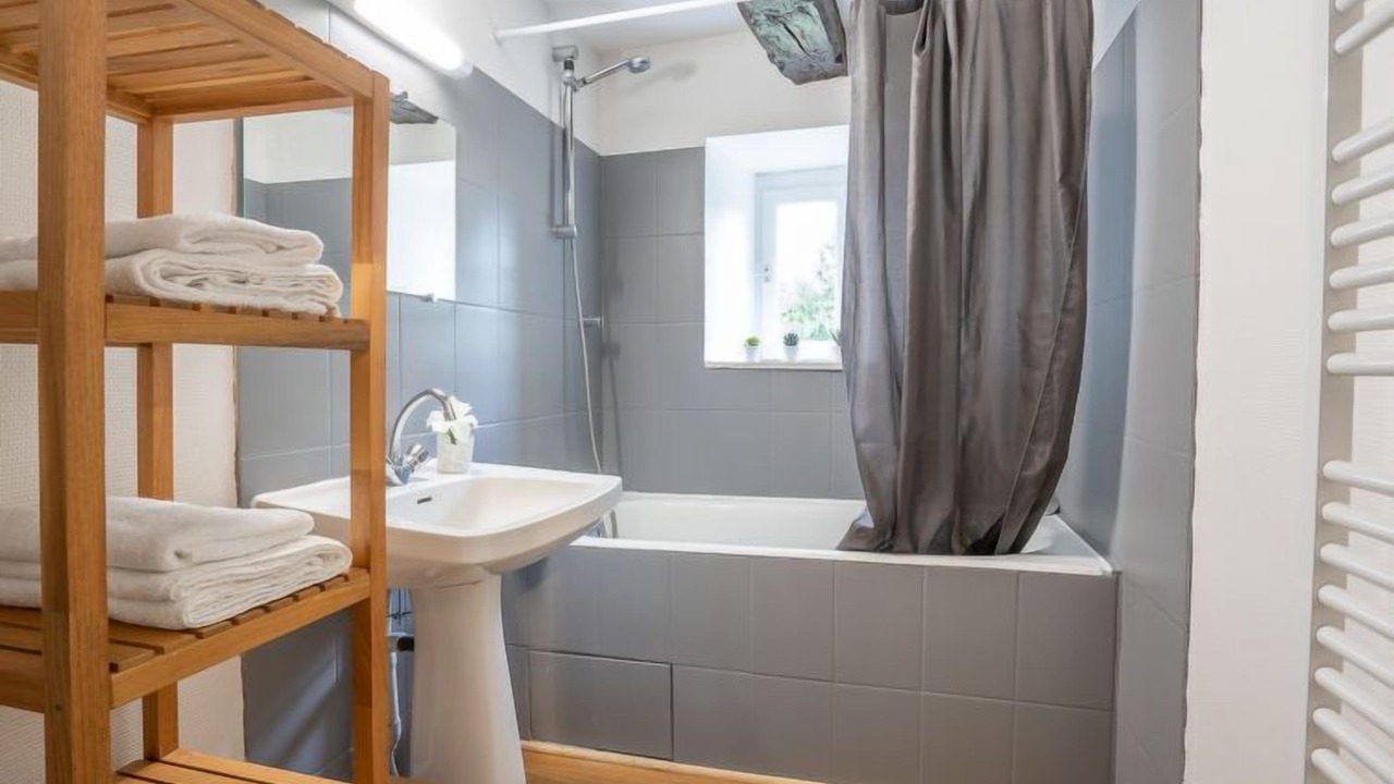 Photo of Bathroom in Treguier