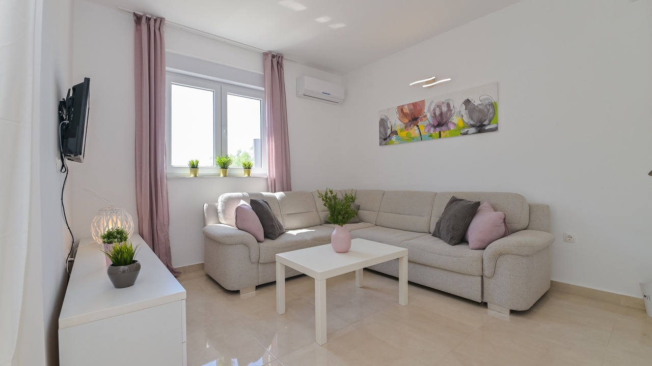 Photo of Livingroom in Novalja