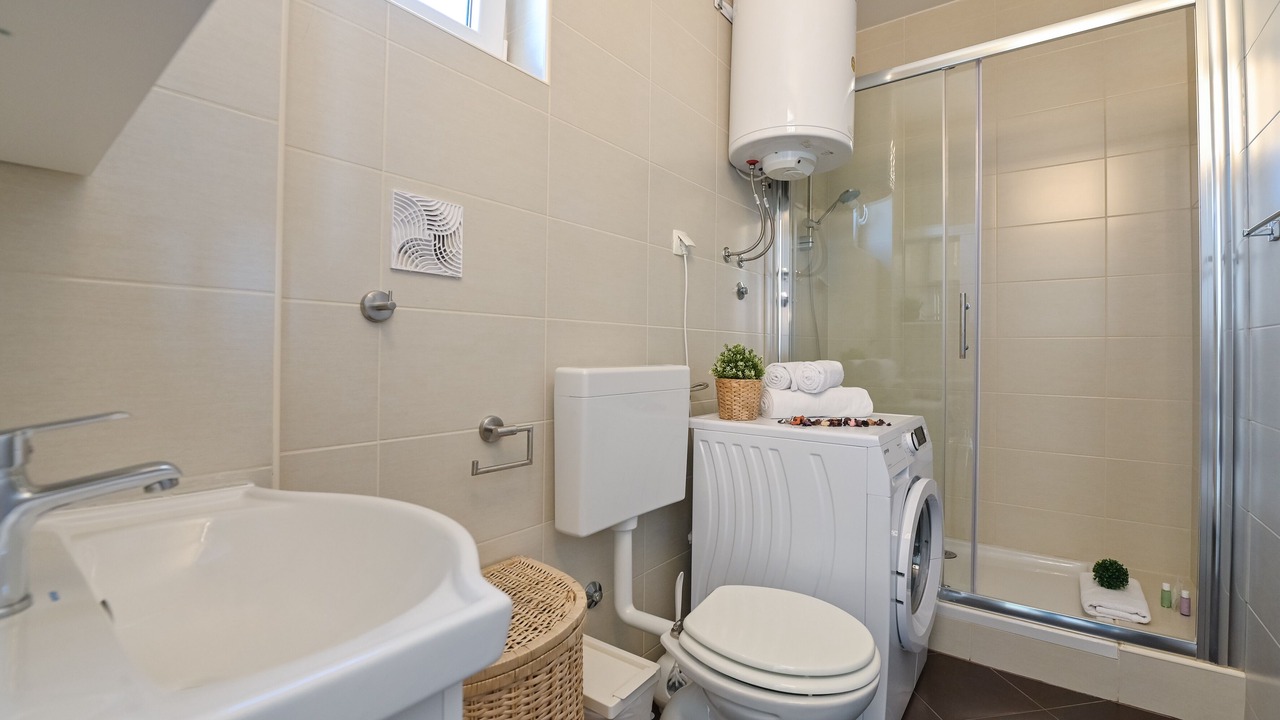 Photo of Bathroom in Novalja