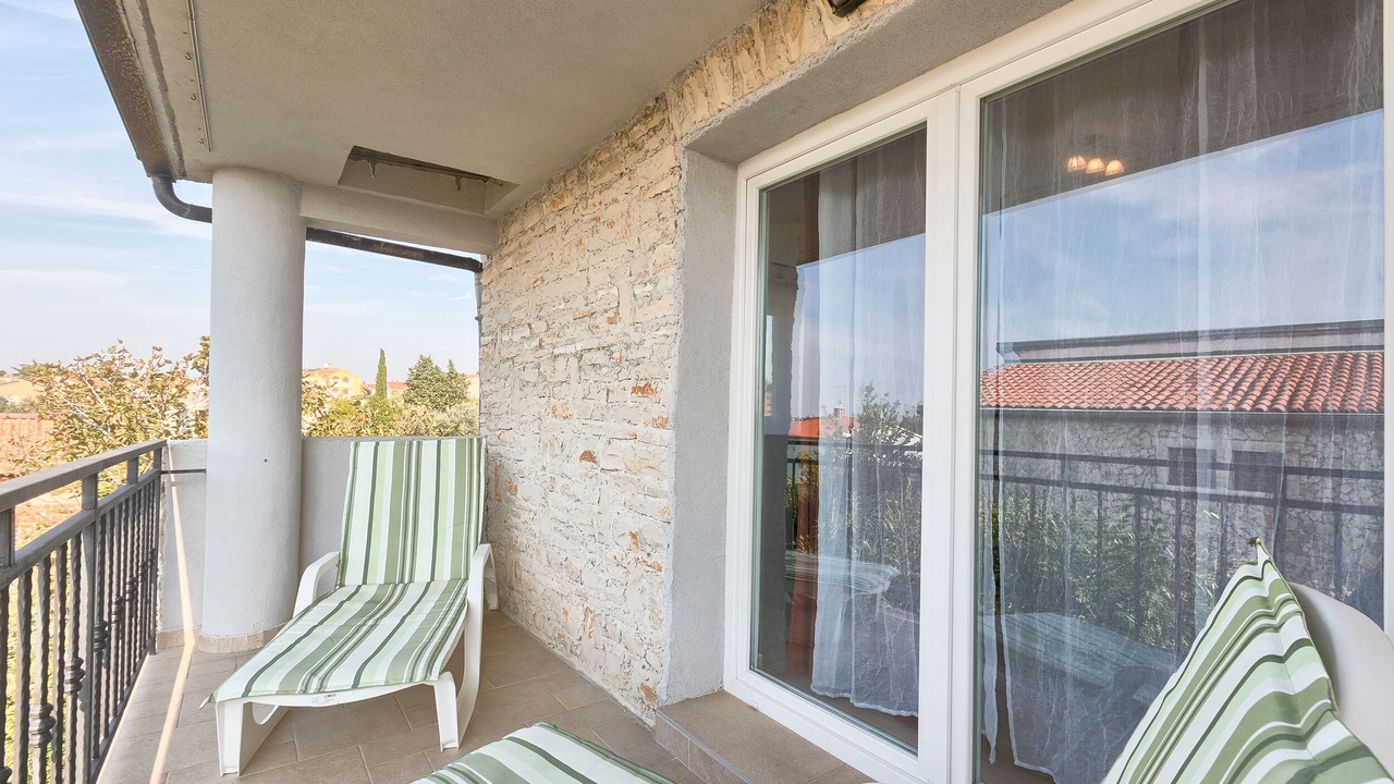 Photo of Outdoor in Peroj