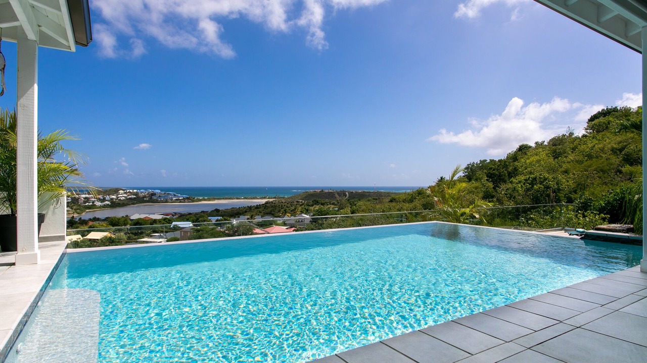 Photo of Outdoor in Orient Bay