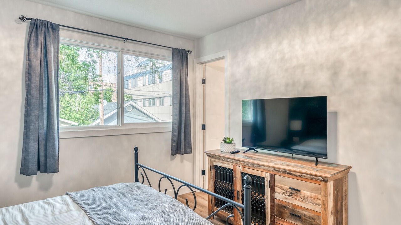 Photo of Others in Crescent Heights