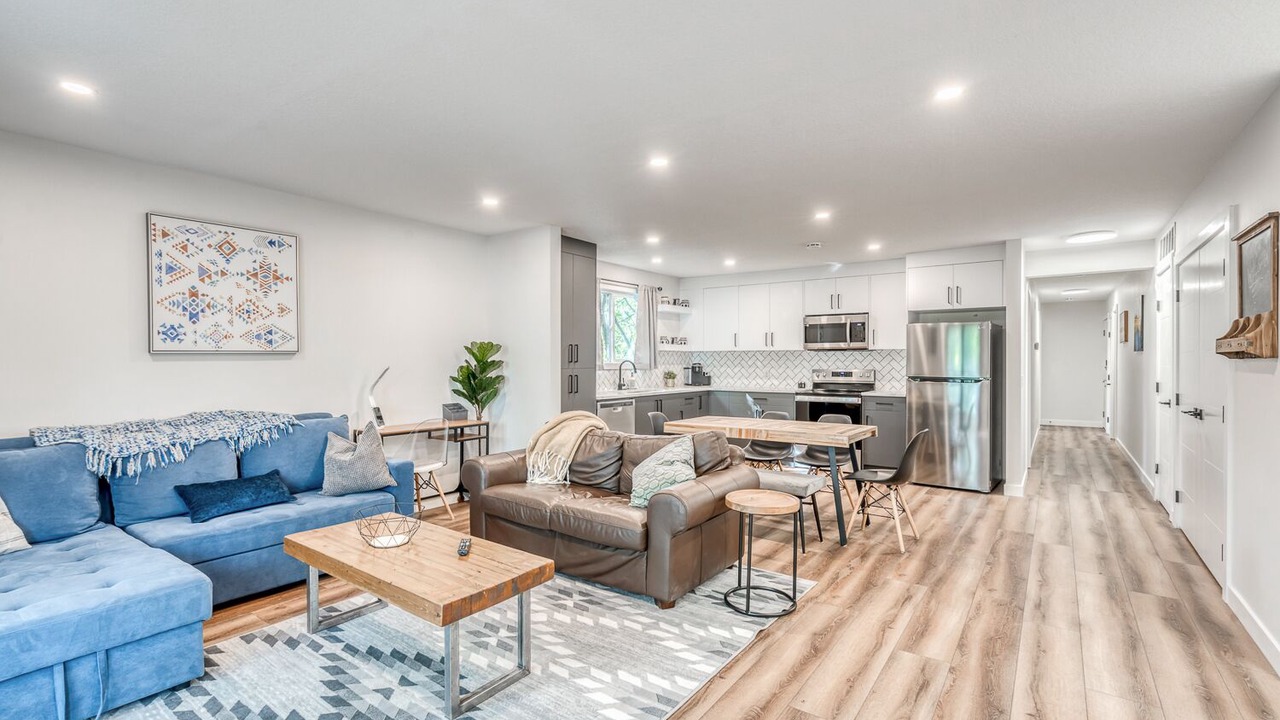 Photo of Others in Crescent Heights