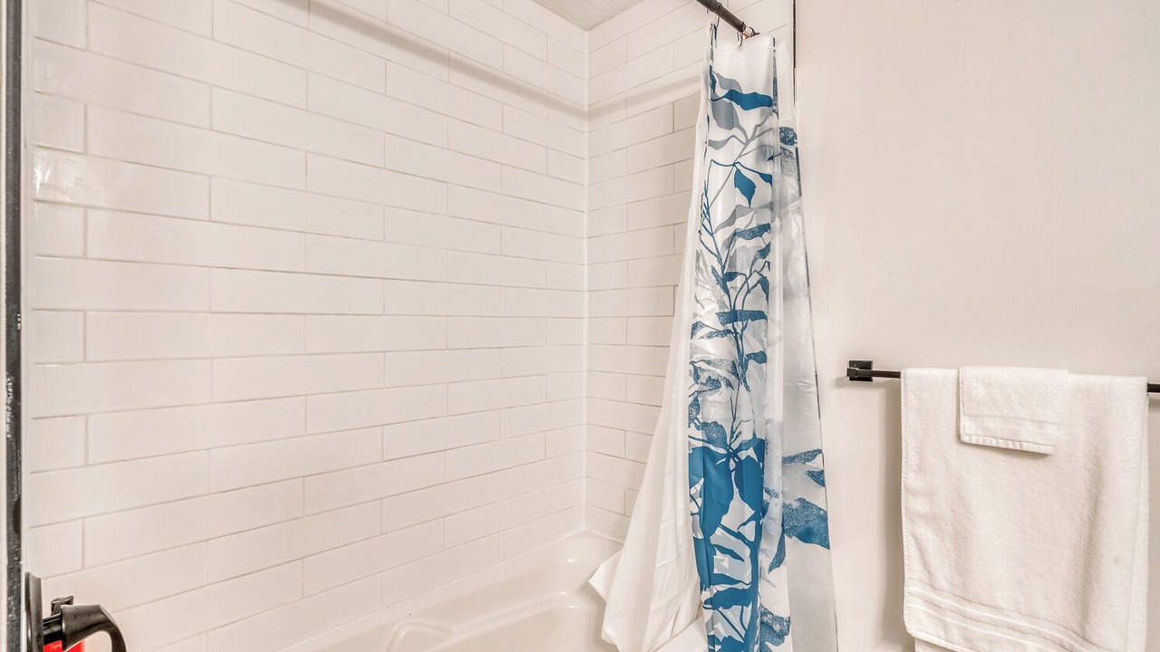 Photo of Others in Crescent Heights